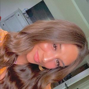 Meet your Posher, Jillian